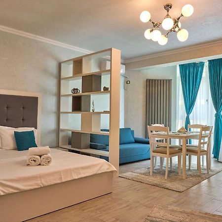 Moonlight Studio - Spa N Pools Beach Resort Mamaia Exteriér fotografie
